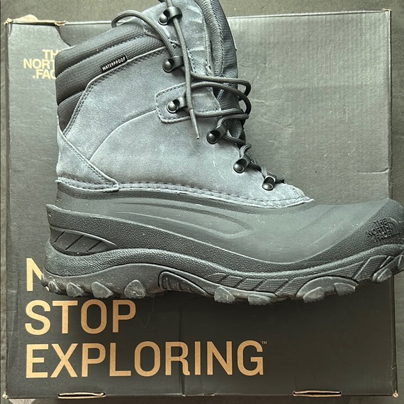 The North Face Men's Black and Gray Hiking Boots
Outdoors Hiking 🥾 - Picture 5 of 8